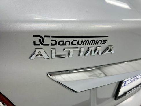 Used 2013 Nissan Altima 3.5 SV FWD image 26