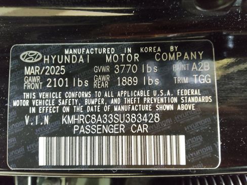 Used 2025 Hyundai Venue SEL FWD image 33