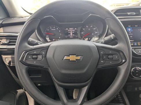 Used 2023 Chevrolet TrailBlazer LT w/ Convenience Package image 27