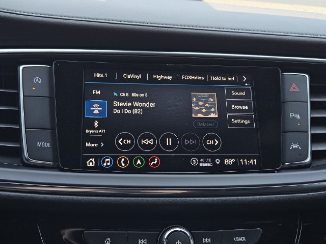 Used 2023 Buick Enclave Avenir w/ Avenir Technology Package FWD image 16
