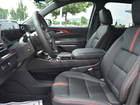 New 2026 Chevrolet Traverse RS w/ LPO, Floor Liner Package FWD image 15