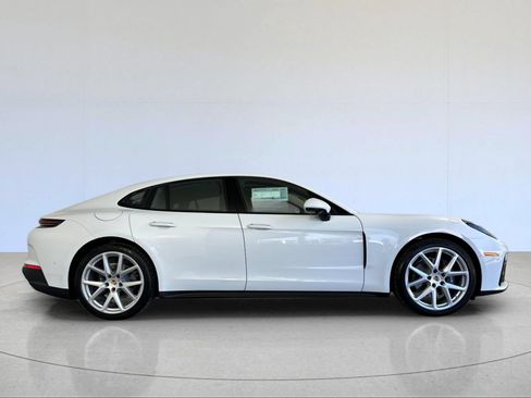 New 2026 Porsche Panamera 4 AWD/4WD image 9