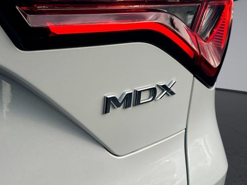 Used 2025 Acura MDX FWD w/ Technology Package image 32