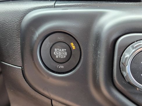Used 2022 Jeep Gladiator Sport AWD/4WD image 26