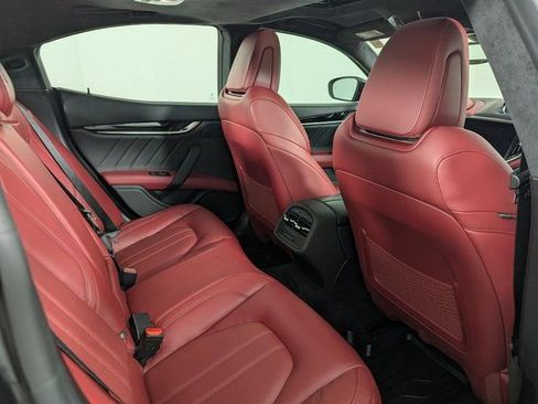 Used 2022 Maserati Ghibli Modena Q4 image 27