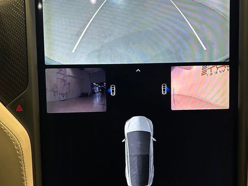 Used 2018 Tesla Model X 75D AWD/4WD image 27