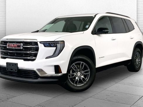 Used 2025 GMC Acadia Elevation FWD image 13