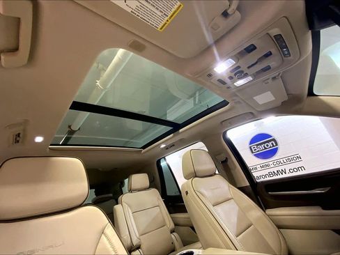 Used 2022 GMC Yukon Denali image 14