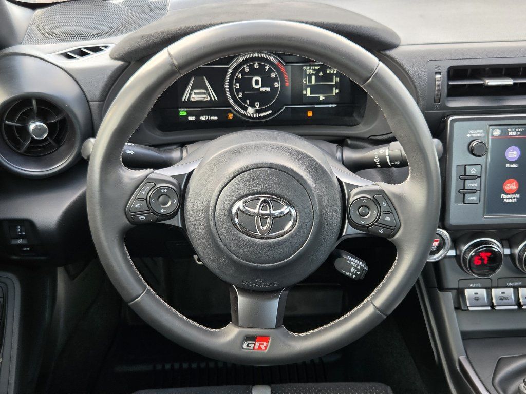 Used 2025 Toyota GR86 Premium w/ ALL Weather Mat Package (TMS) RWD image 14