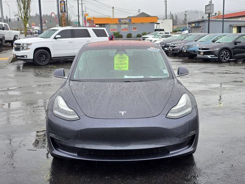 Used 2018 Tesla Model 3 Long Range AWD/4WD image 2