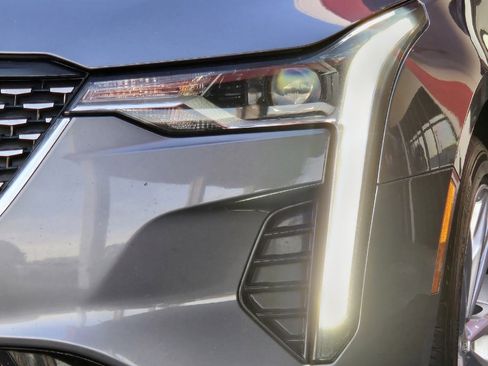 Used 2020 Cadillac CT4 Luxury w/ Sun And Sound Package image 13