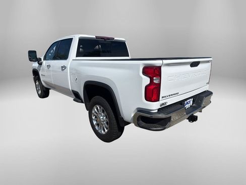 Used 2024 Chevrolet Silverado 2500 LTZ w/ LTZ Convenience Package AWD/4WD image 3