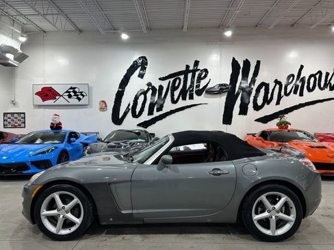 Used 2007 Saturn Sky w/ Premium Trim Pkg image 2