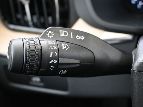 New 2026 Volvo XC60 B5 Plus w/ Protection Package Premier image 29