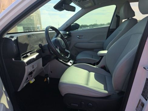 Used 2024 Hyundai Kona Limited AWD/4WD image 8