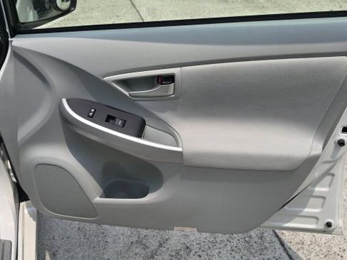 Used 2012 Toyota Prius Three FWD image 17