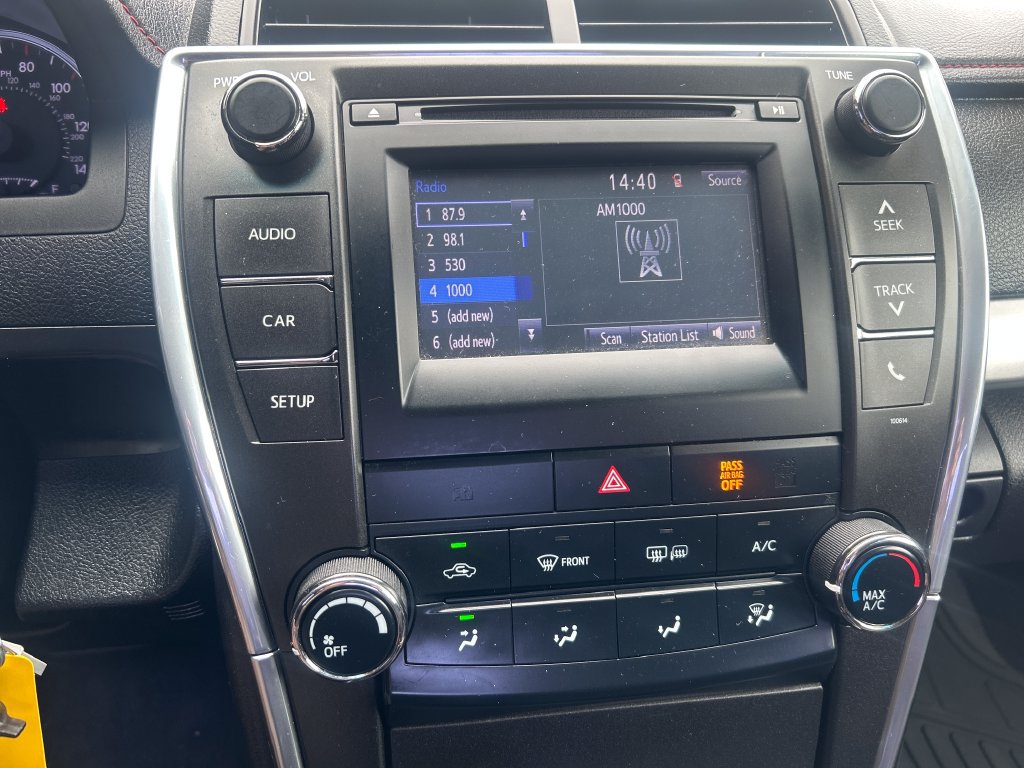 Used 2017 Toyota Camry SE FWD image 21