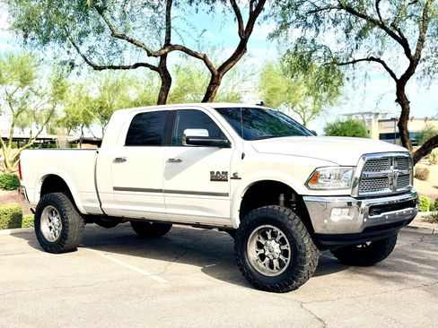 Used 2016 RAM 2500 Laramie AWD/4WD image 26