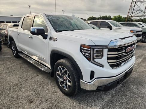 Used 2023 GMC Sierra 1500 SLT AWD/4WD image 1