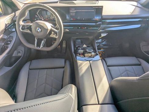 Used 2026 BMW 530i xDrive AWD/4WD image 16