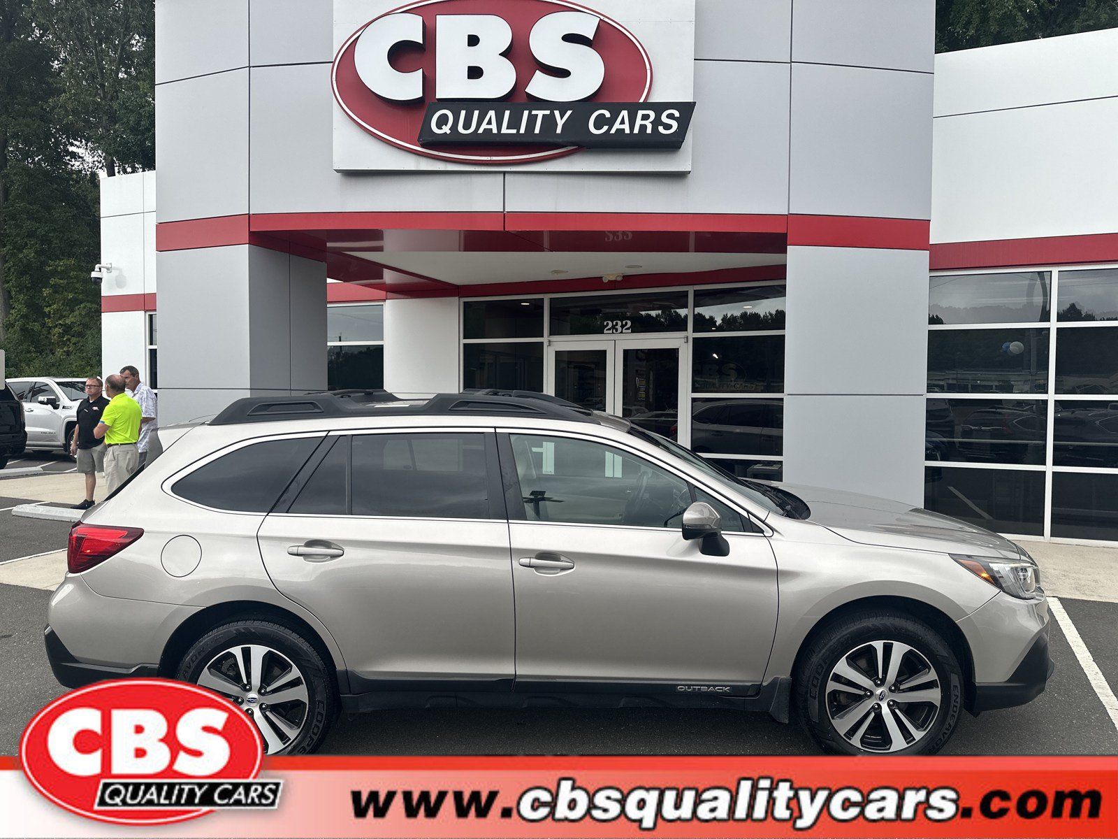 Used 2018 Subaru Outback 2.5i Limited AWD/4WD image 1