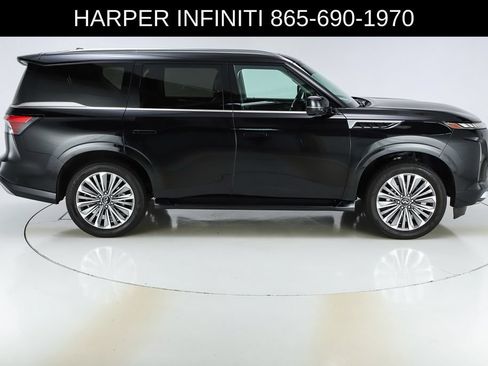 Used 2025 INFINITI QX80 Sensory AWD/4WD image 11