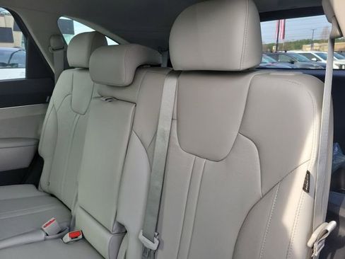 New 2026 Kia Sorento S image 10