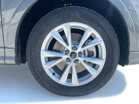 New 2025 Audi Q3 2.0T Premium image 11