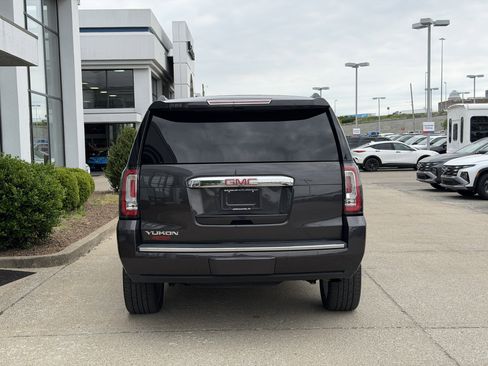 Used 2016 GMC Yukon Denali w/ Open Road Package AWD/4WD image 6
