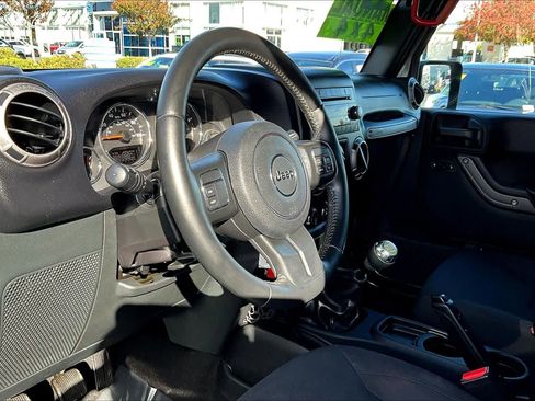 Used 2017 Jeep Wrangler Unlimited Sport w/ Quick Order Package 23S image 17