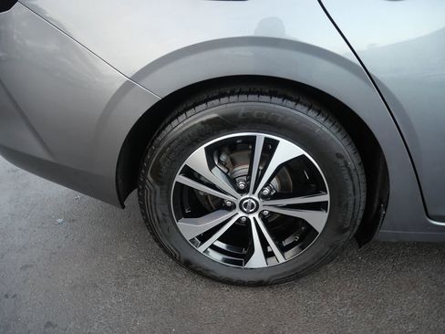 Used 2021 Nissan Sentra SV image 32