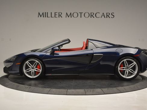 Used 2019 McLaren 570S Spider RWD image 3