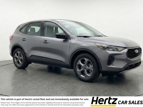 Used 2024 Ford Escape ST-Line AWD/4WD image 1