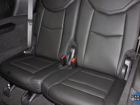 Used 2024 Cadillac XT6 Premium Luxury image 19