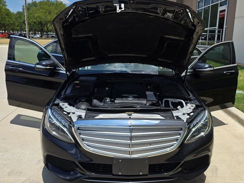 Used 2015 Mercedes-Benz C 300 Sedan image 14