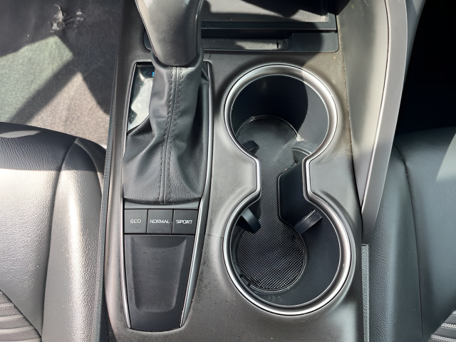 Used 2024 Toyota Camry SE FWD image 28
