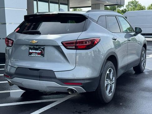 Used 2024 Chevrolet Blazer LT w/ Convenience Package FWD image 4