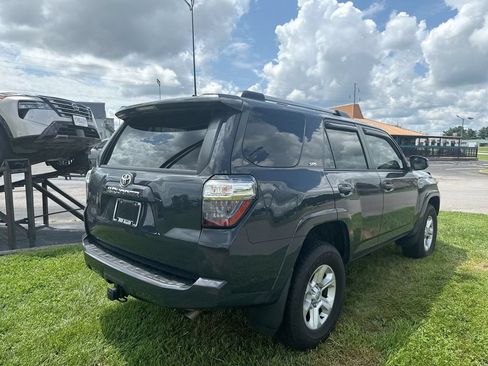 Used 2024 Toyota 4Runner SR5 AWD/4WD image 13