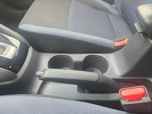 Used 2025 Nissan Versa SV FWD image 22