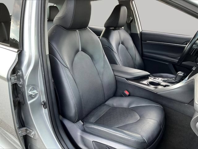 Used 2024 Toyota Camry XSE FWD image 30
