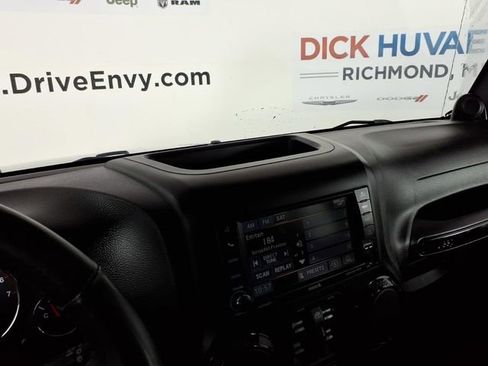 Used 2014 Jeep Wrangler Unlimited Sahara w/ Dual Top Group image 22