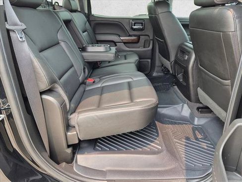 Used 2018 GMC Sierra 1500 SLT AWD/4WD image 17