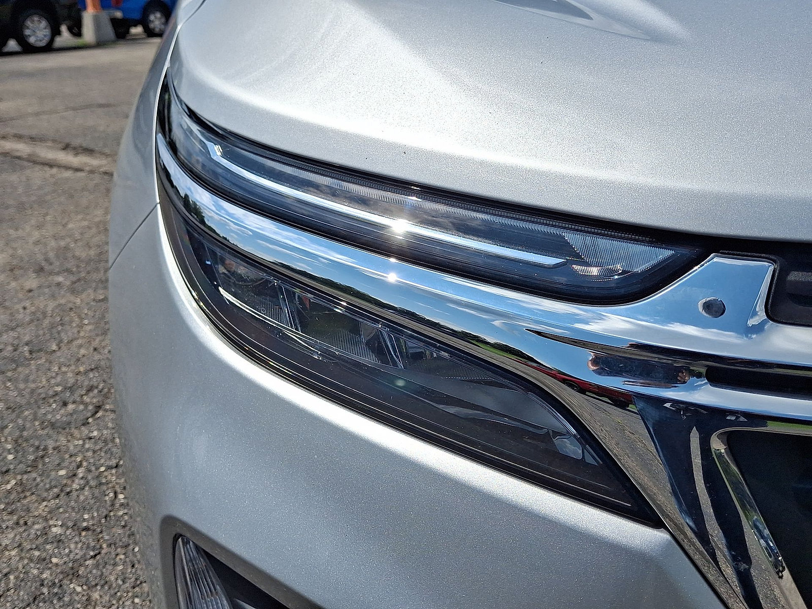 Used 2022 Chevrolet Equinox LT FWD image 27