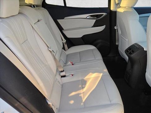 Used 2024 Buick Envision Avenir image 20