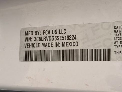 Used 2025 RAM ProMaster 2500 w/ Convenience Group FWD image 31