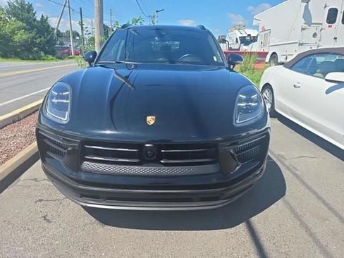 Used 2023 Porsche Macan S AWD/4WD image 7