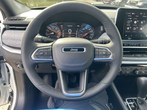 New 2026 Jeep Compass Latitude image 16