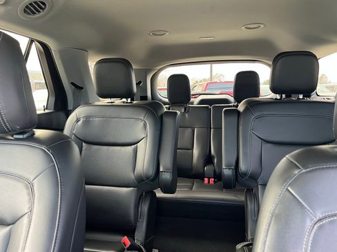 Used 2023 Ford Explorer XLT w/ Equipment Group 202A image 35