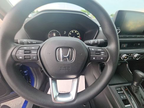 Used 2025 Honda CR-V LX image 15