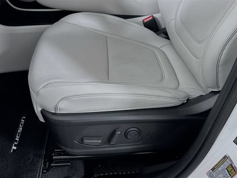 New 2026 Hyundai Tucson Limited FWD image 21